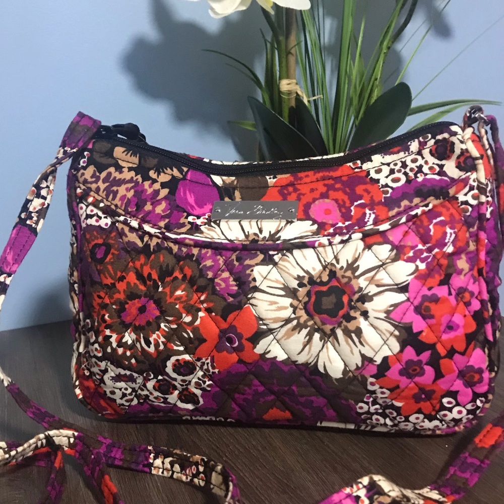 New without tags small quilted Vera Bradley purse